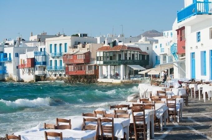 Greece Travel Itinerary: Top Destinations Guide